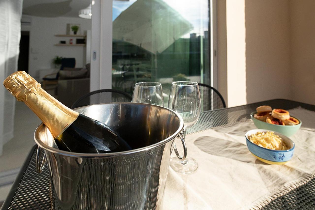 Apartment Brezza Di Lago - Regarda Travel Lazise Kültér fotó